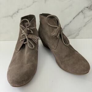 Crown Vintage Womens Spark Wedge Boots Booties Size 8 Wedge Suede Leather Putty